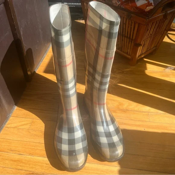 Plaid Rain Boots - Picture 11 of 11